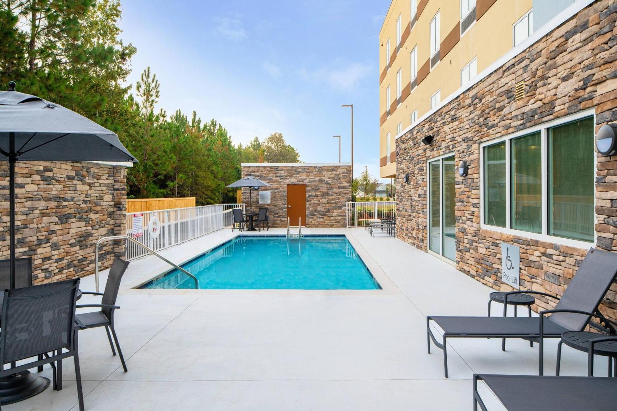 Fairfield By Marriott Inn & Suites Pensacola Pine Forest Εξωτερικό φωτογραφία